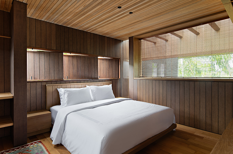 Villa Tana Takah Bedroom with Wooden Floor | Pererenan, Bali