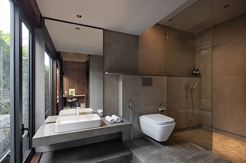 Villa Tana Takah Bathroom with Shower | Pererenan, Bali
