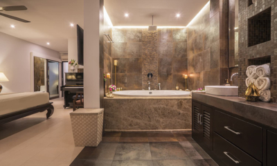 Villa Nirvana Panwa Bathroom Two with Bathtub | Cape Panwa, Phuket