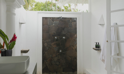 IF Villa Bathroom Three | Talpe, Sri Lanka
