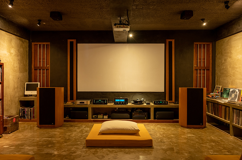 Tranquil Waters Media Room with Seating Area | Negombo, Sri Lanka