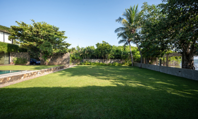 Tranquil Waters Gardens at Day Time | Negombo, Sri Lanka