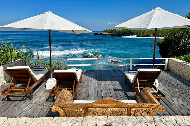 Villa Bahagia Sun Beds with Sea View | Nusa Lembongan, Bali Villa Bahagia Sun Beds with Sea View | Nusa Lembongan, Bali