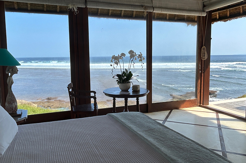 Villa Bahagia Bedroom with Sea View | Nusa Lembongan, Bali