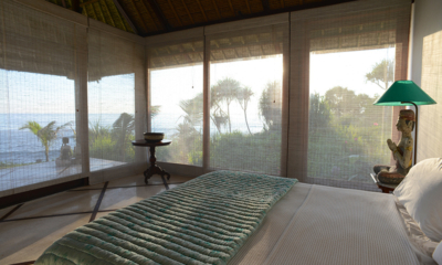 Villa Bahagia Bedroom with Side Lamps and Sea View | Nusa Lembongan, Bali