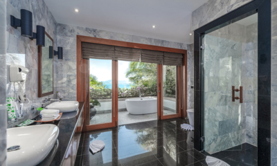 Villa Baan Phu Prana Bathroom Three with Bathtub | Surin, Phuket