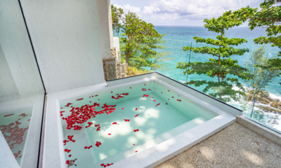 Villa La Prana Bathroom Seven Outdoor Bathtub | Kamala, Phuket