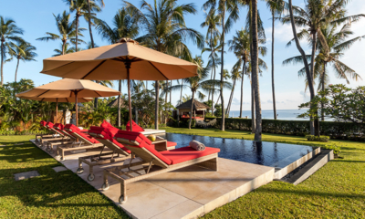 Villa Pantai Kubu Pool Side Sun Beds | Tulamben, Bali