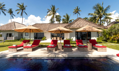 Villa Pantai Kubu Pool Side Loungers | Tulamben, Bali