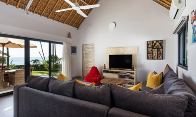 Villa Pantai Kubu Living Area with TV | Tulamben, Bali