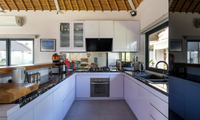 Villa Pantai Kubu Kitchen Area | Tulamben, Bali