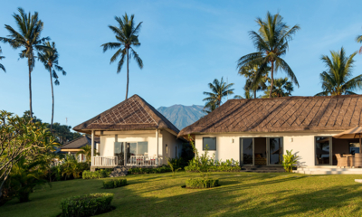 Villa Pantai Kubu Gardens with Palm Trees | Tulamben, Bali