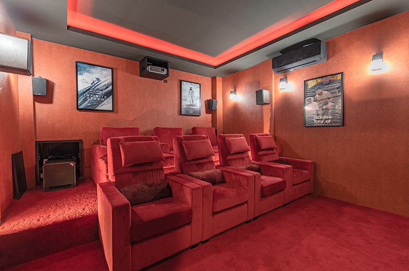 Palm Villa Media Room | Chiang Mai, Thailand