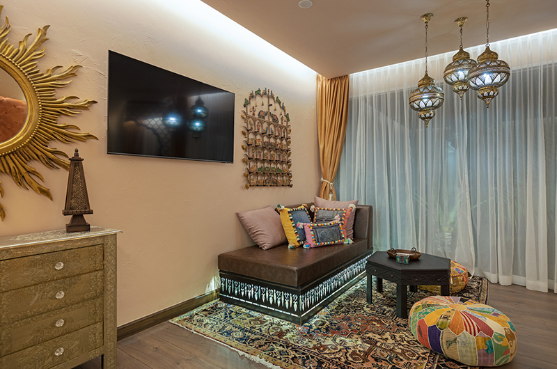 Palm Villa Bedroom with TV and Lounge Area | Chiang Mai, Thailand