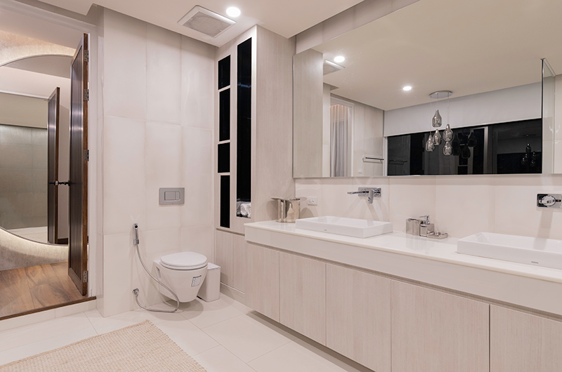 Palm Villa Bathroom | Chiang Mai, Thailand