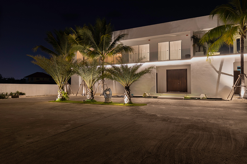 Palm Villa Outdoor Area at Night | Chiang Mai, Thailand