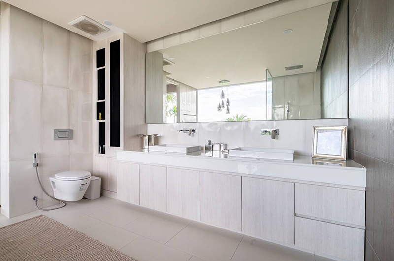 Palm Villa Bathroom One | Chiang Mai, Thailand