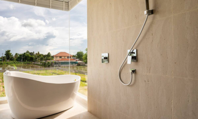 Palm Villa Bathroom Three with Bathtub | Chiang Mai, Thailand