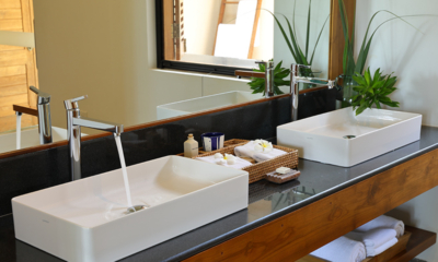 Kirana Bathroom | Bentota, Sri Lanka