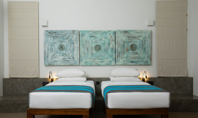 Kirana Bedroom with Twin Beds | Bentota, Sri Lanka