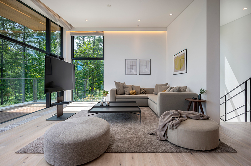 Ryoun Living Area with TV | Hirafu, Niseko