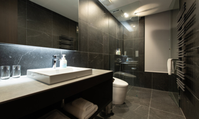 Yuki Sugi Chalet Bathroom with Shower | West Hirafu, Niseko