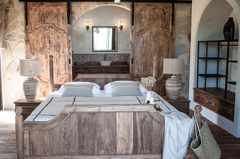 Villa Kajano Bedroom Two with Side Lamps | Pererenan, Bali