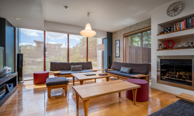 Asobidokoro Living Area with TV | Hirafu, Niseko