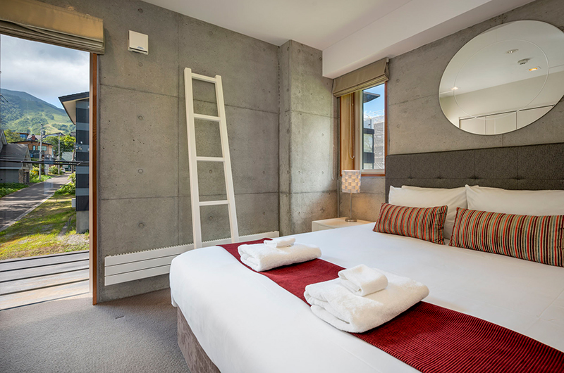 Asobidokoro Bedroom with View | Hirafu, Niseko