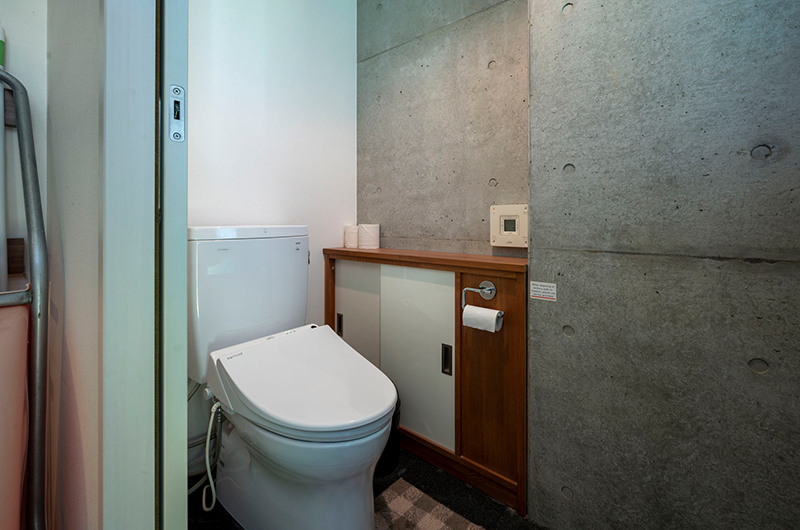 Asobidokoro Bathroom | Hirafu, Niseko