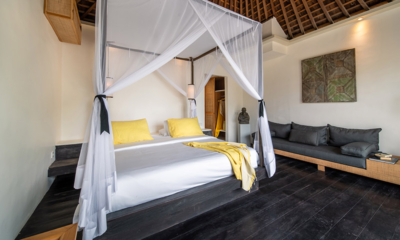 Katoni Villa Bedroom Three with Sofa | Nusa Lembongan, Bali