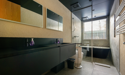 The Moo His and Hers Bathroom | Hakuba, Nagano