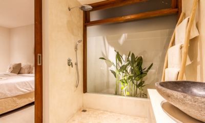 Bagera Hoi Namu Villa Namu Bathroom Two | Seminyak, Bali