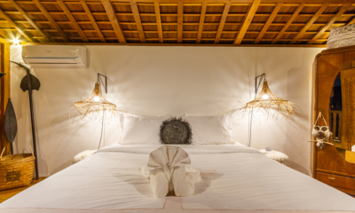 Bagera Hoi Namu Villa Namu Bedroom Four with Side Lamps | Seminyak, Bali