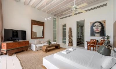 Villa Akasha Bedroom One with TV | Choeng Mon, Koh Samui