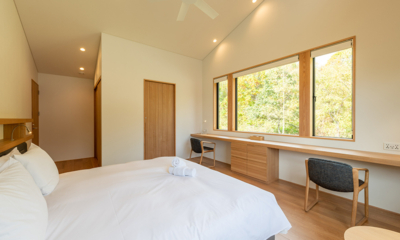 Ro-An Bedroom with Seating Area | Hirafu, Niseko