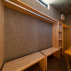 Sanzan Chalet Indoor Seating Area | Echoland, Hakuba