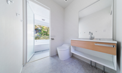 Sanzan Chalet Bathroom Two | Echoland, Hakuba