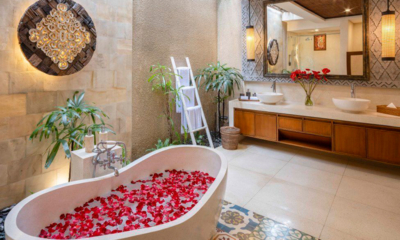 Villa Inara Bathroom One | Pererenan, Bali