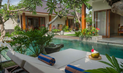 Villa Inara Pool Side Loungers | Pererenan, Bali