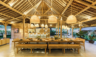 Bingin Retreat Dining Area with Hanging Lights | Uluwatu, Bali