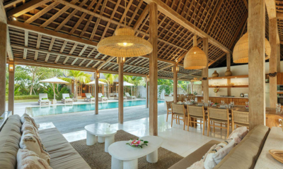 Lunala Villa Pool Side Living and Dining Area | Uluwatu, Bali