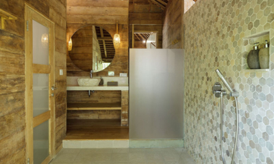 Lunala Villa Bathroom Two | Uluwatu, Bali
