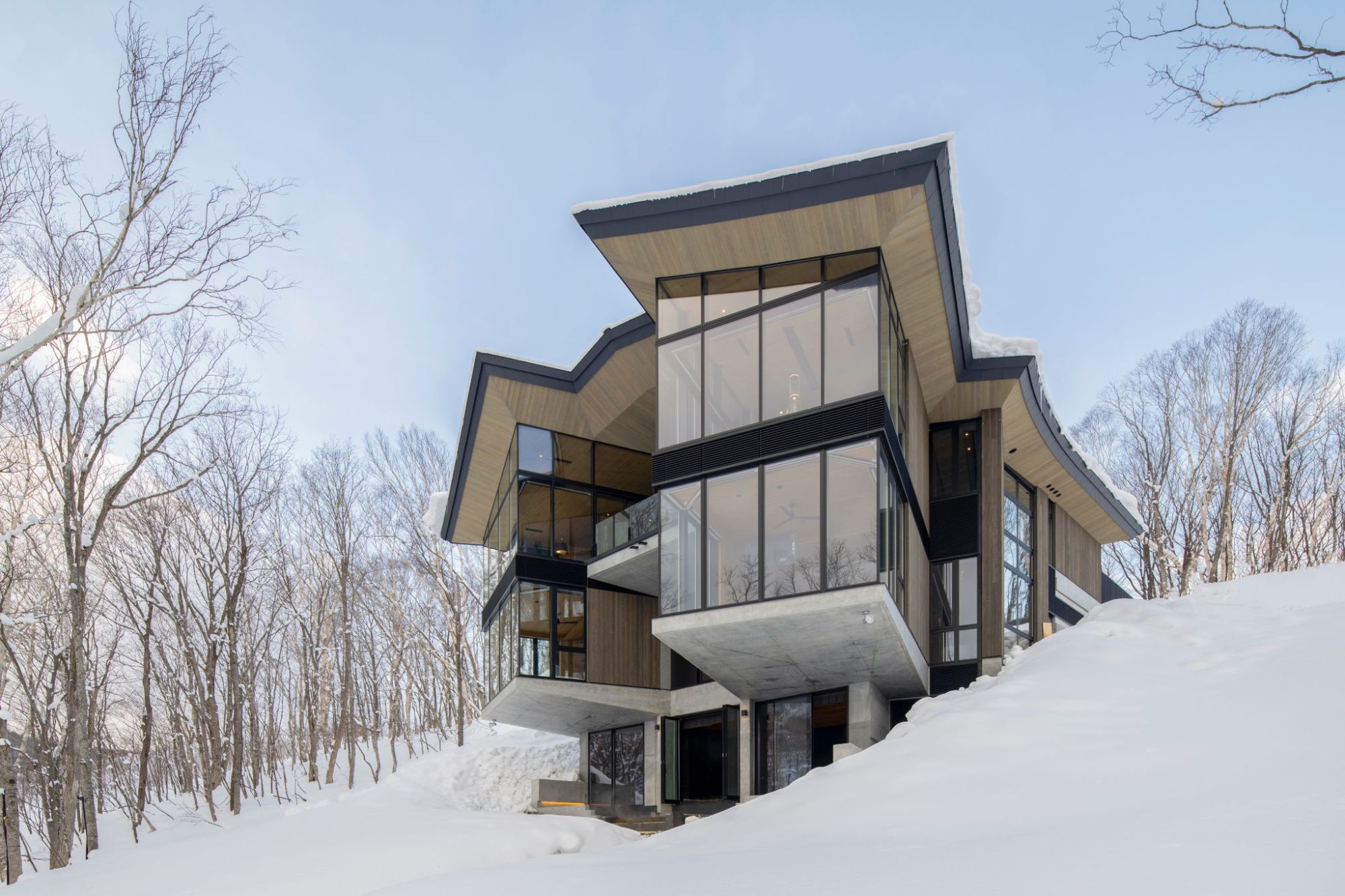 Tsubasa Chalet Exterior with Snow | Hokkaido, Japan