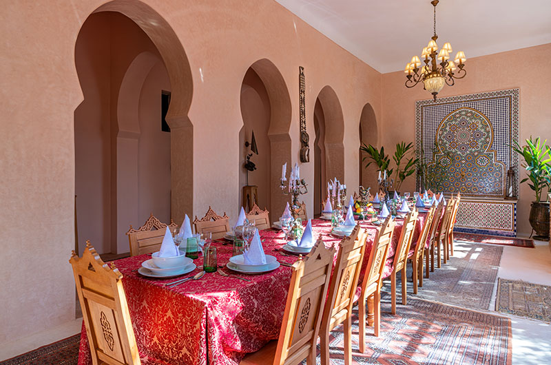 Palais Hassoun Dining Table with Crockery and Hanging Lamp | Marrakesh, Morocco