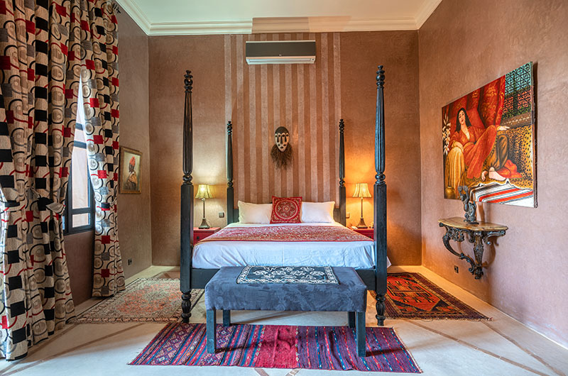 Palais Hassoun Junior Suite Shokola Bedroom Four with Four Poster Bed | Marrakesh, Morocco
