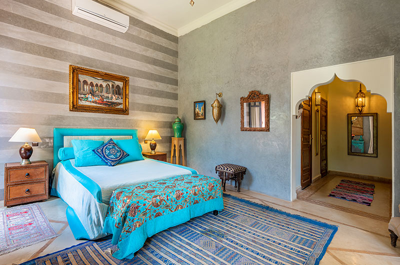 Palais Hassoun Chambre Deluxe Turquoise Spacious Bedroom Six | Marrakesh, Morocco