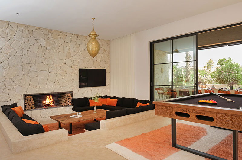 Villa Eyline Living Area with Billiard Table | Marrakesh, Morocco