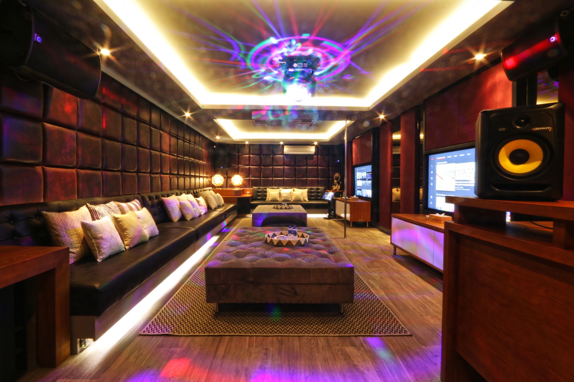 Villa Elite Cassia Karaoke Area | Canggu, Bali