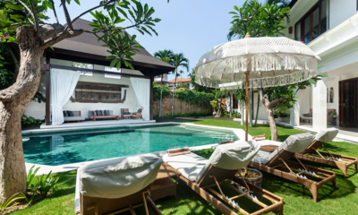 Villa Lenu Pool Side Loungers | Seminyak, Bali